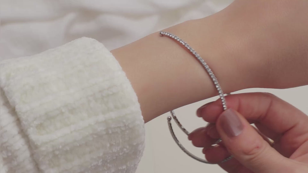 The Duo Bangle in Silver