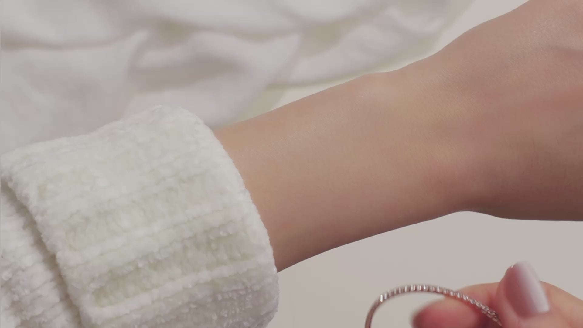 The Prime Bangle in Rose Gold