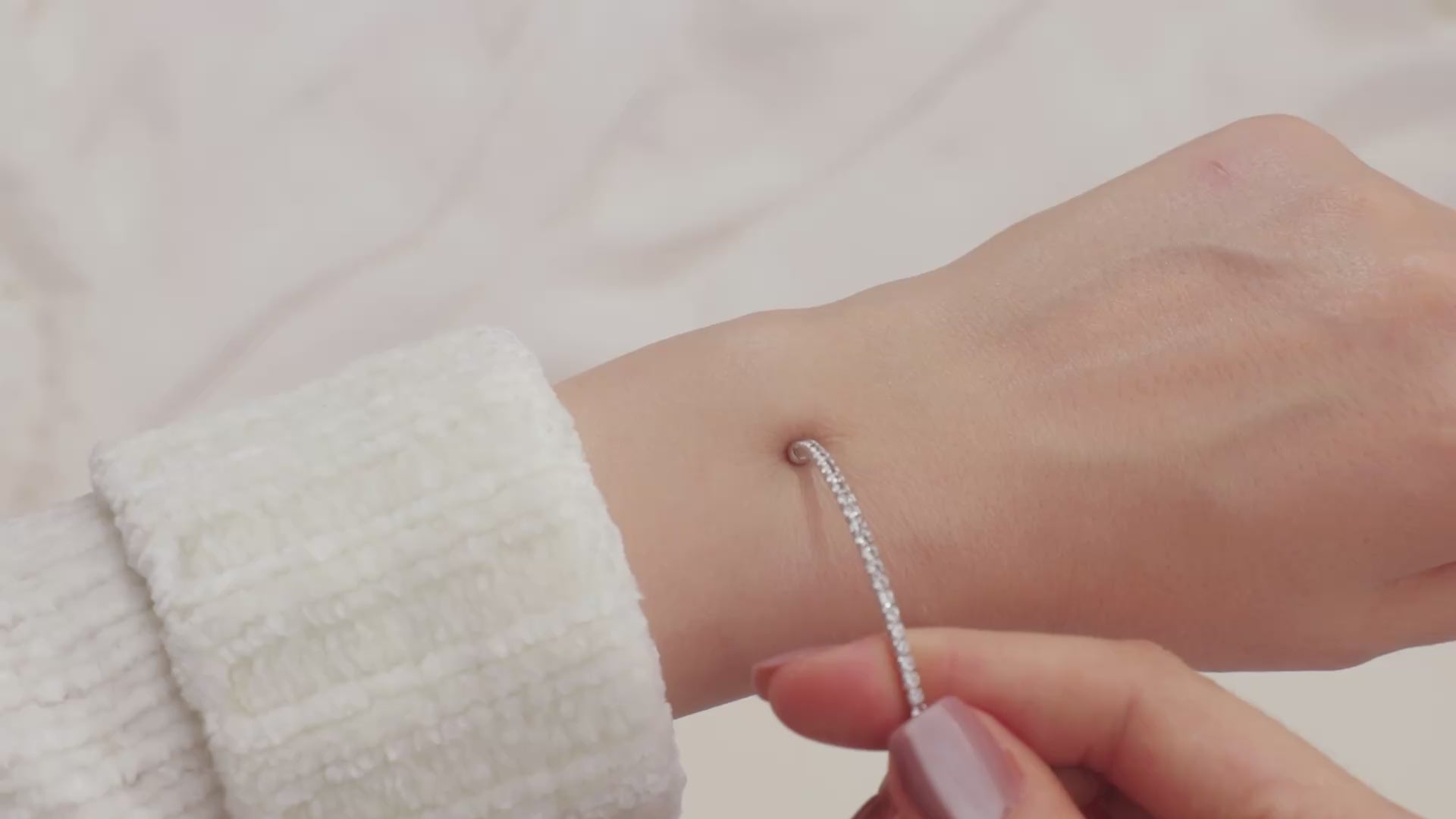 September Sapphire Birthstone Bangle